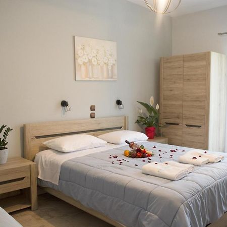 Marina Apartments, Agios Gordios  Exterior foto