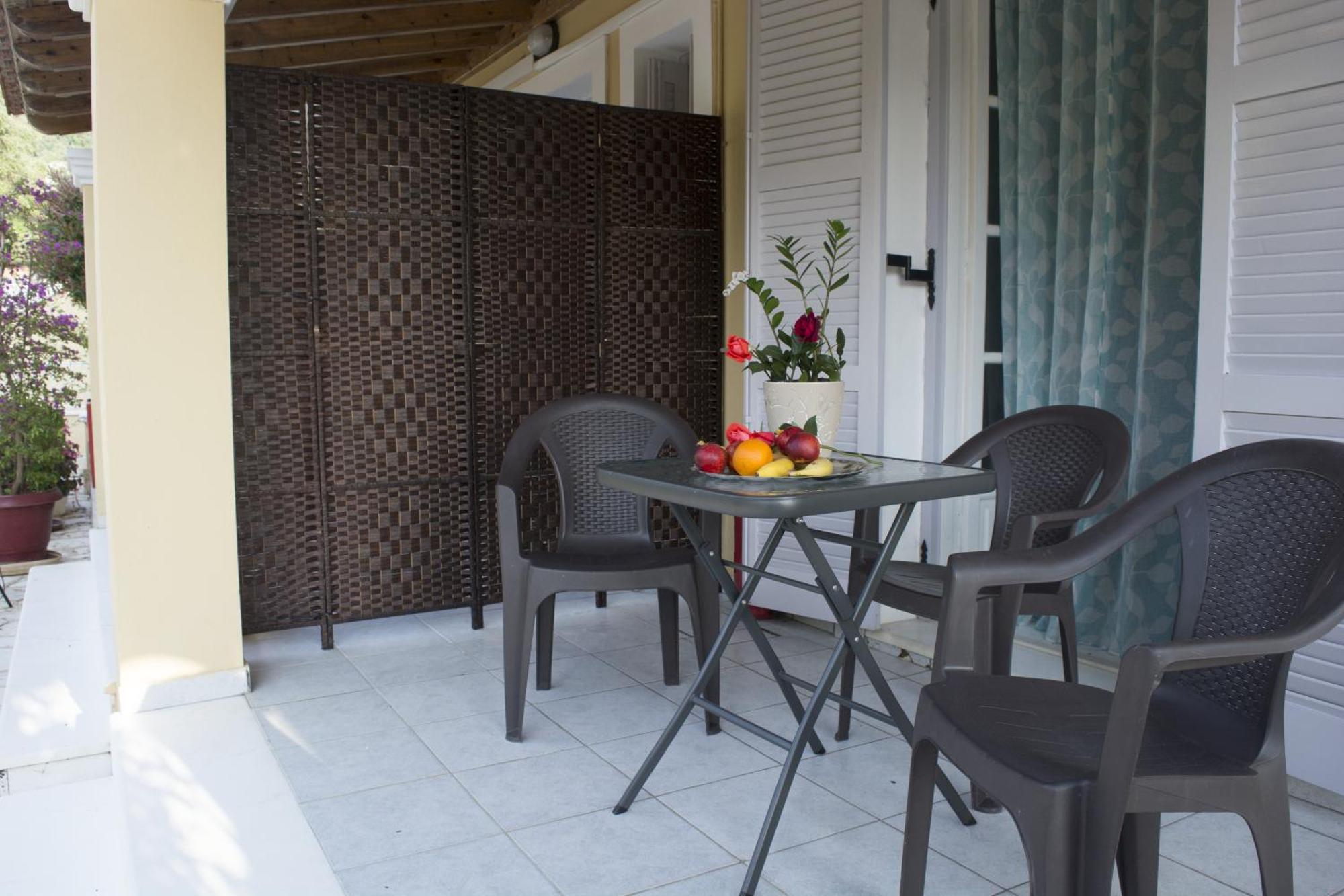 Marina Apartments, Agios Gordios  Exterior foto