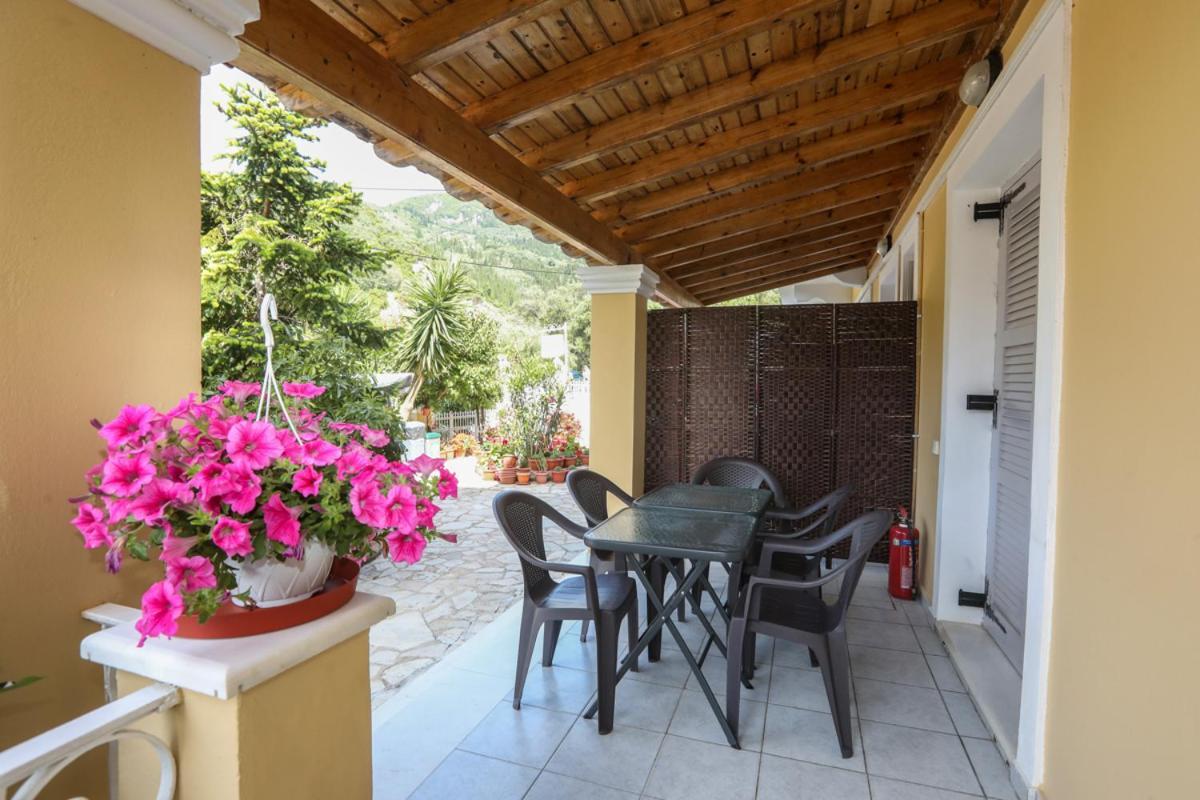 Marina Apartments, Agios Gordios  Exterior foto