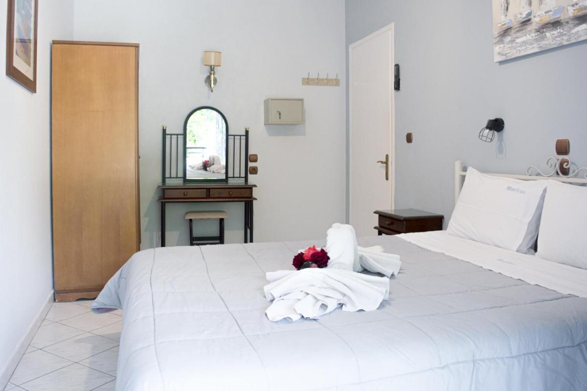 Marina Apartments, Agios Gordios  Exterior foto